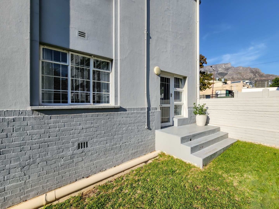 2 Bedroom Property for Sale in Zonnebloem Western Cape